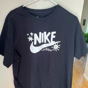 Size L nike shirt, worn once